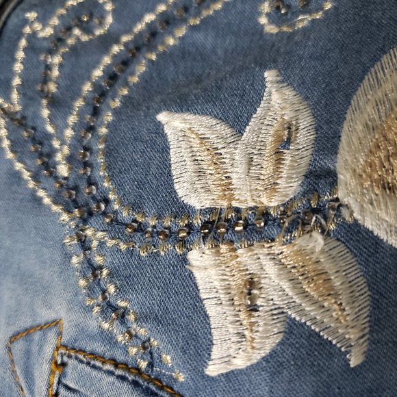 Vintage Collection Cowgirl Denim Button Down Shirt - Picture 5 of 7